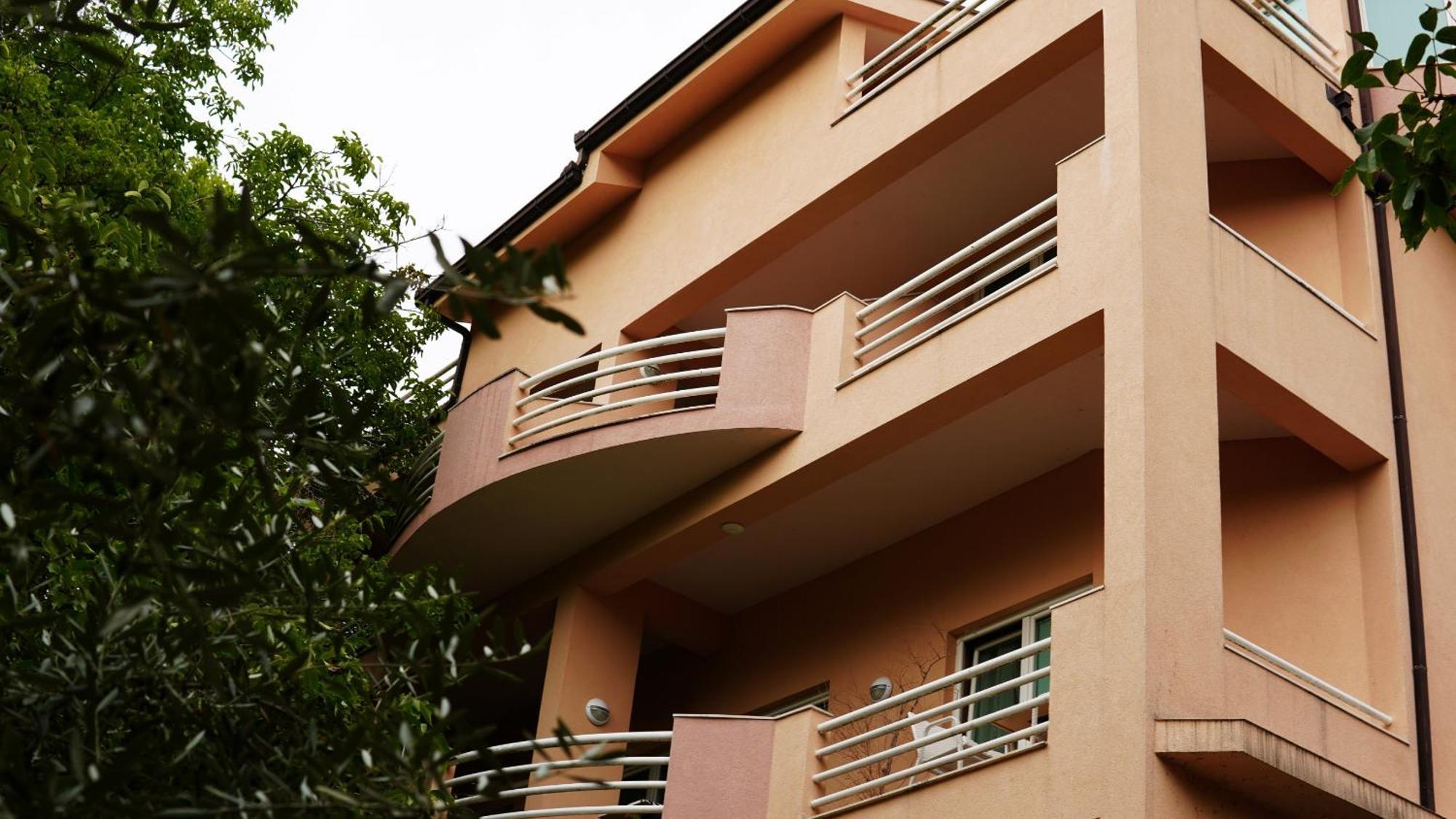 Hotel Vila Ivankovic Buna Ngoại thất bức ảnh